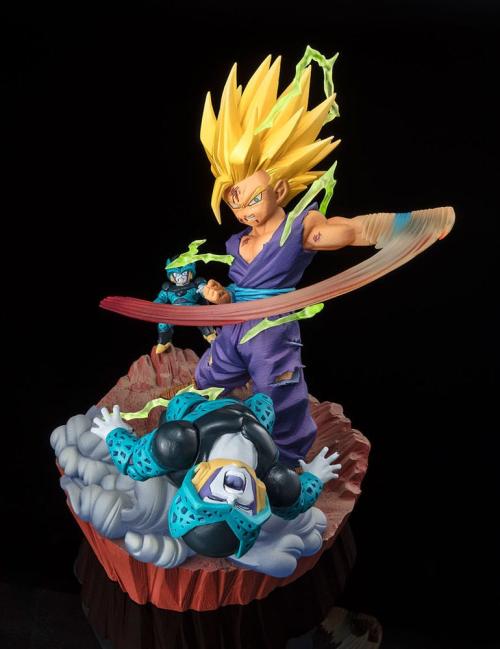 DRAGON BALL Z - Gohan "Anger Exploding" - Statuette FiguartsZERO 20cm